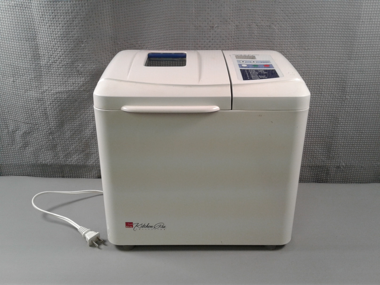 Lot Detail Kitchen Pro Regal Bread Maker