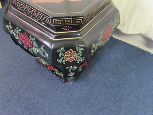 20th Century Chinese Black Lacquer Side Table