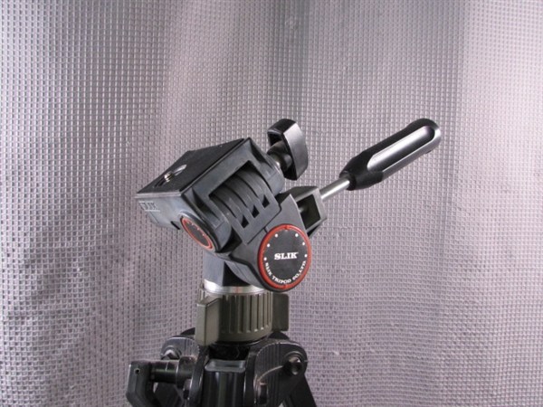 SLIK Universal U-112 Deluxe Tripod