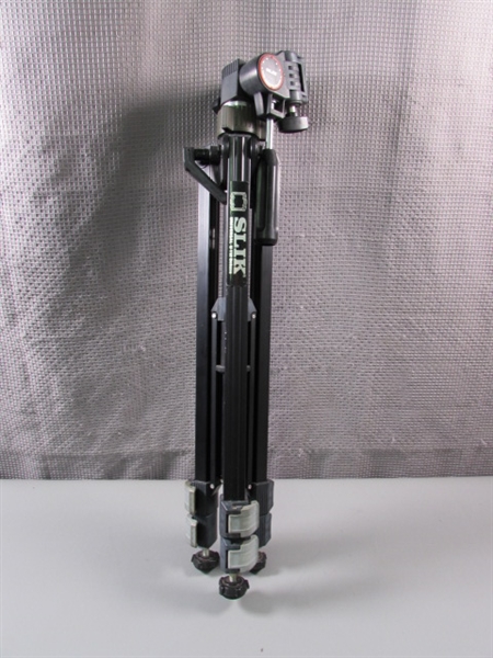 SLIK Universal U-112 Deluxe Tripod