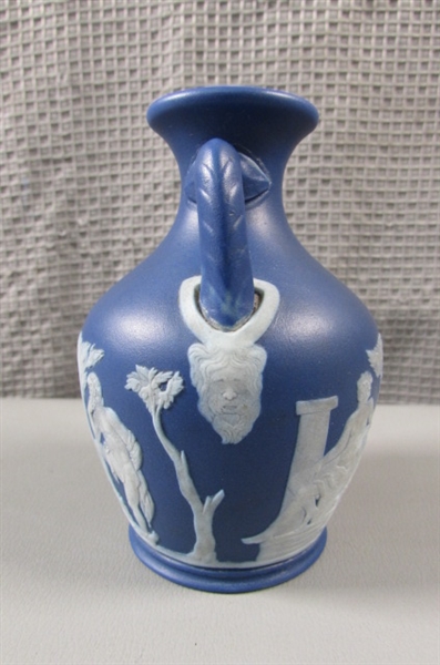 Antique England Wedgwood Cobalt Blue Portland Vase 4