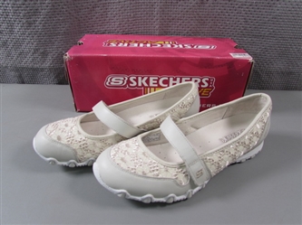 Skechers Active Womens 6.5 Shoes