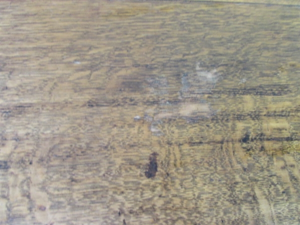 Antique Quarter-sawn Oak Table With Drawer