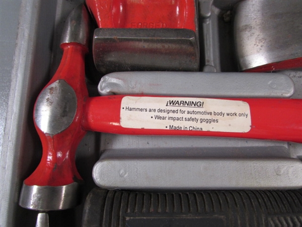 AUTO BODY & FENDER SET