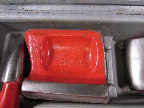 AUTO BODY & FENDER SET