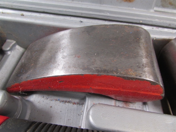 AUTO BODY & FENDER SET