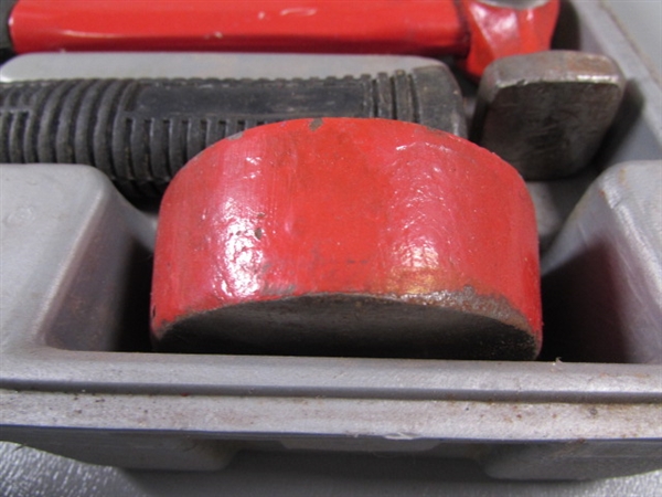 AUTO BODY & FENDER SET