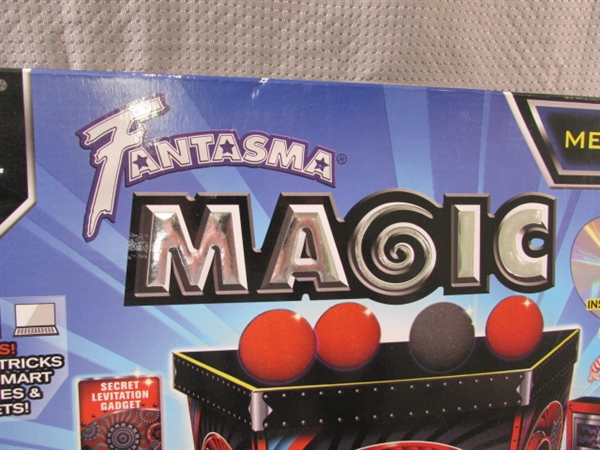 NEW - FANTASMA MAGIC TRICK SET