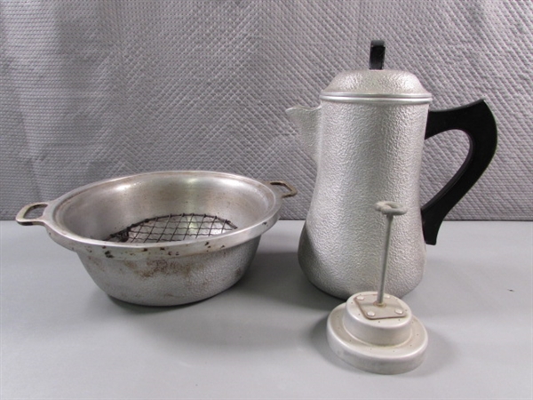 VTG SILVER SEAL COFFEE POT & POT