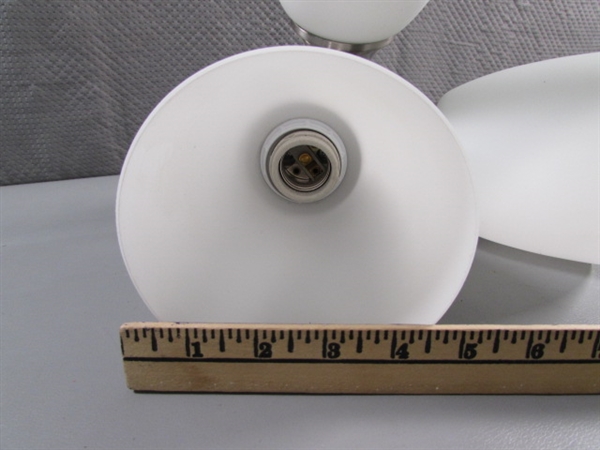 3-LIGHT CEILING FIXTURE