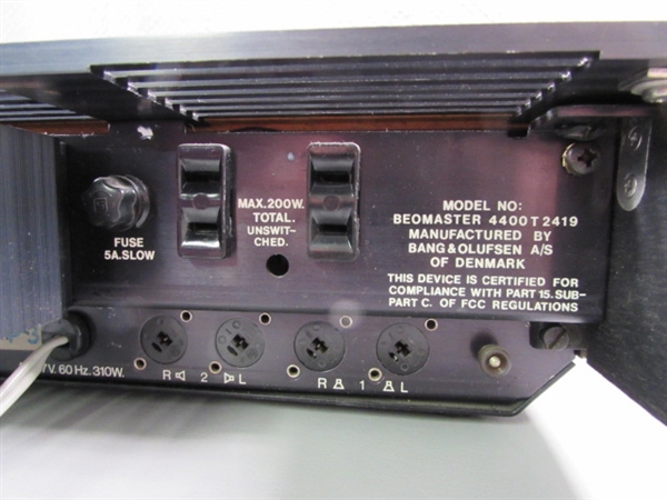 VINTAGE BANG & OLUFSEN RECEIVER
