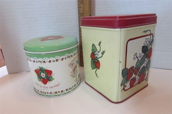 VINTAGE TINS