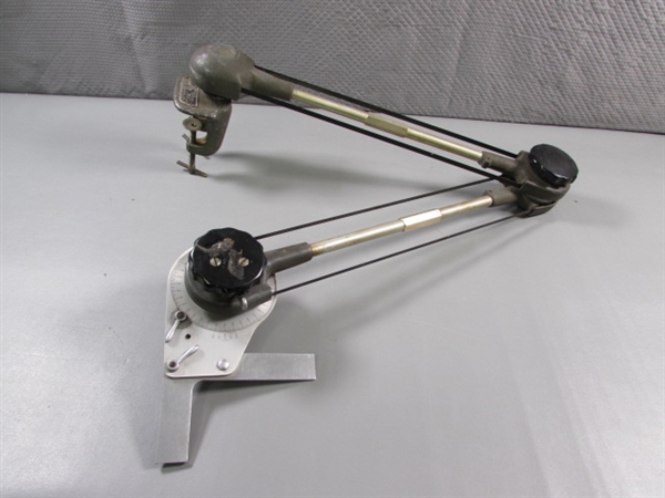 VINTAGE DRAFTING MACHINE