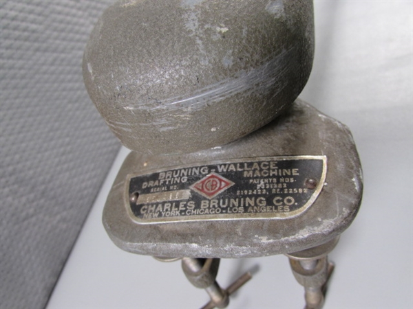 VINTAGE DRAFTING MACHINE