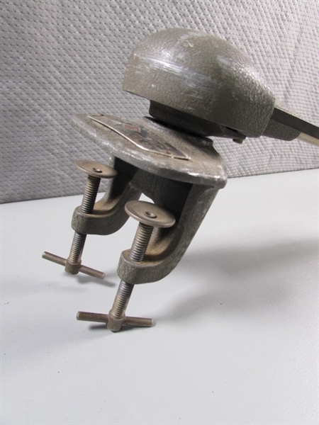 VINTAGE DRAFTING MACHINE