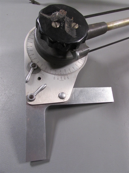 VINTAGE DRAFTING MACHINE