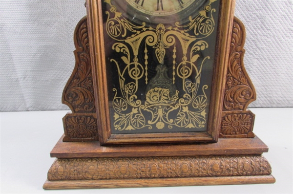 GINGERBREAD KITCHEN CLOCK