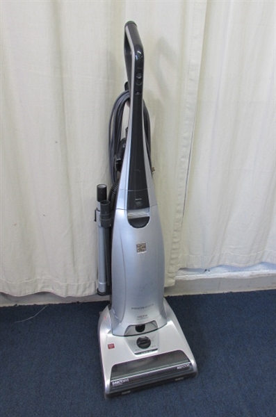 KENMORE ELITE UPRIGHT VACUUM CLEANER W/ONBOARD TOOLS