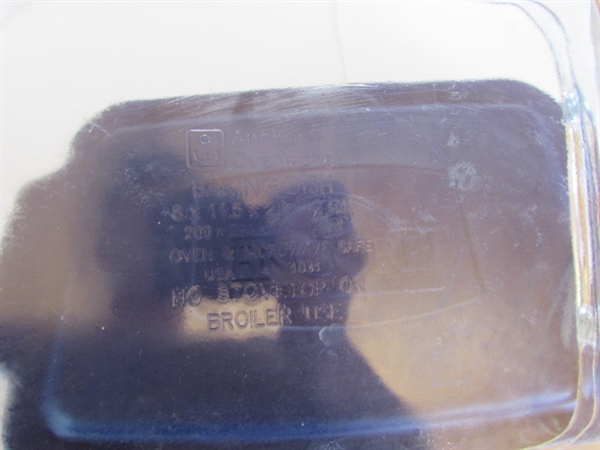 PYREX BAKEWARE