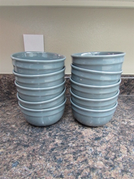 MAINSTAYS GREY DINNERWARE SET