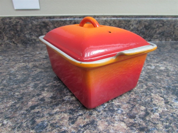 MINI LE CREUSET LOAF PAN WITH LID