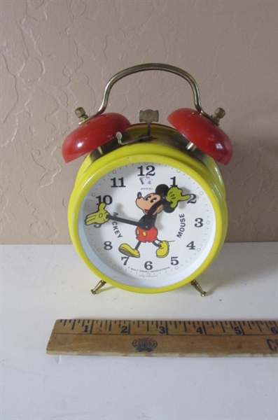 VINTAGE MICKEY MOUSE ALARM CLOCK