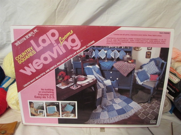 VINTAGE YARN & LAP-WEAVING LOOM