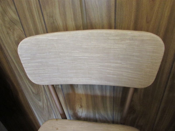 VINTAGE COSCO STOOL - STEP STOOL
