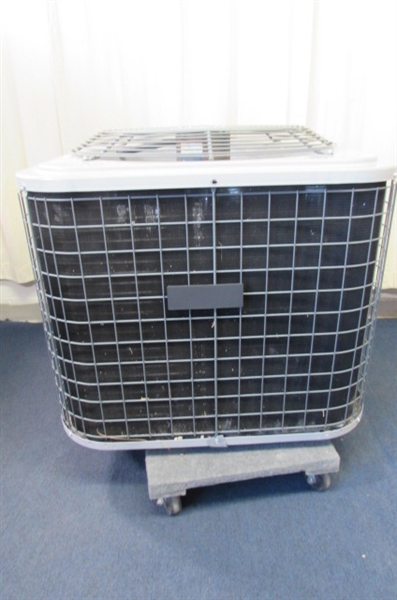 AIR CONDITIONING UNIT W/CONDENSER