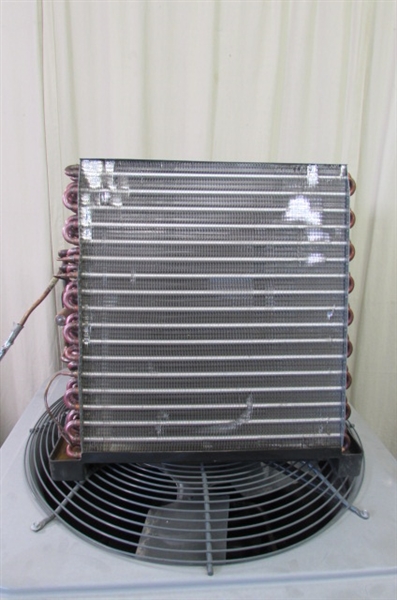 AIR CONDITIONING UNIT W/CONDENSER