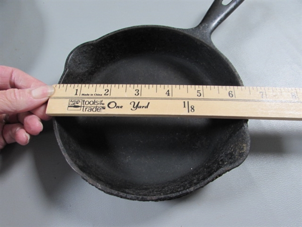 4 CAST IRON SKILLETS
