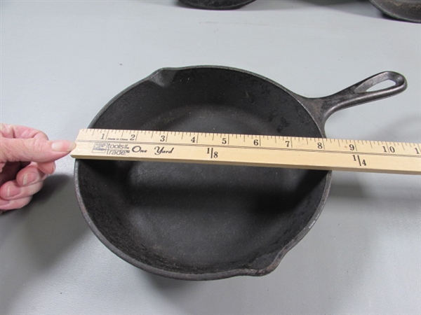 4 CAST IRON SKILLETS