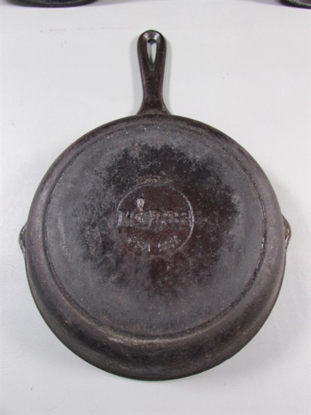 4 CAST IRON SKILLETS