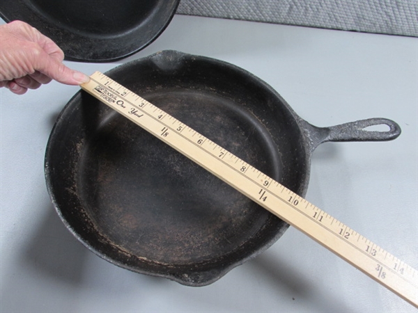 4 CAST IRON SKILLETS