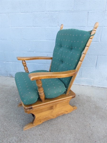 GLIDER ROCKER
