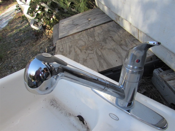 KOHLER DOUBLE SINK W/FAUCET