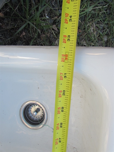 KOHLER DOUBLE SINK W/FAUCET