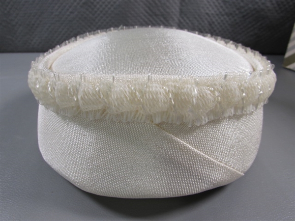 2 VINTAGE LADIES HATS