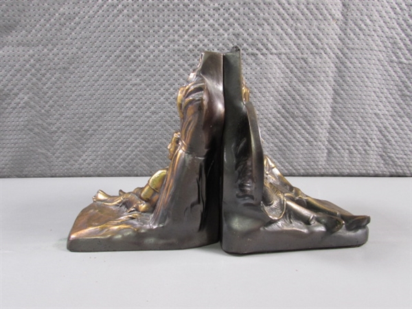 BRONZE BOOKENDS