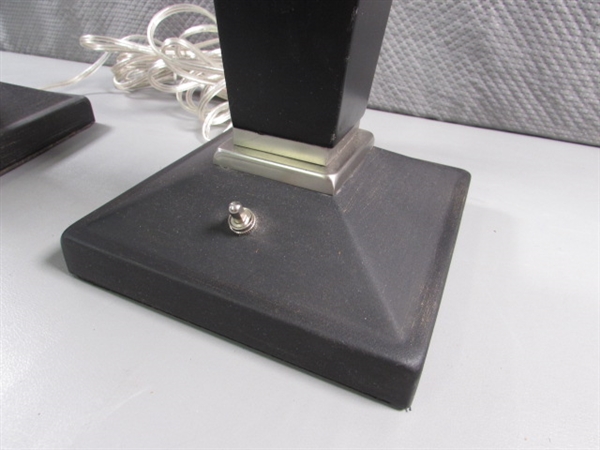 PAIR OF MODERN TABLE LAMPS