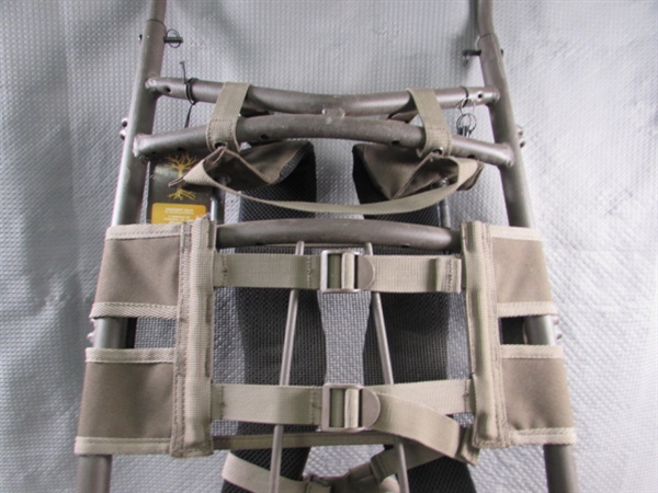 NWT - HIDEAWAY GEAR EXPEDITION FRAME