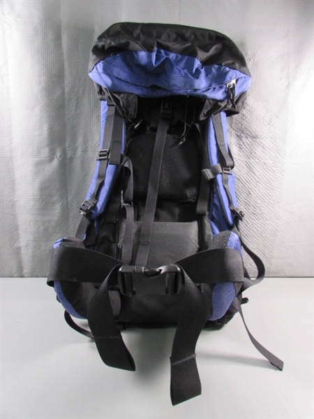 REI TRAVERSE ALL STAR HIKING/BACKPACKING PACK