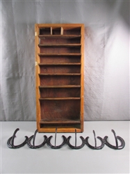RUSTIC WOODEN SHELF & HORSESHOE COAT RACK