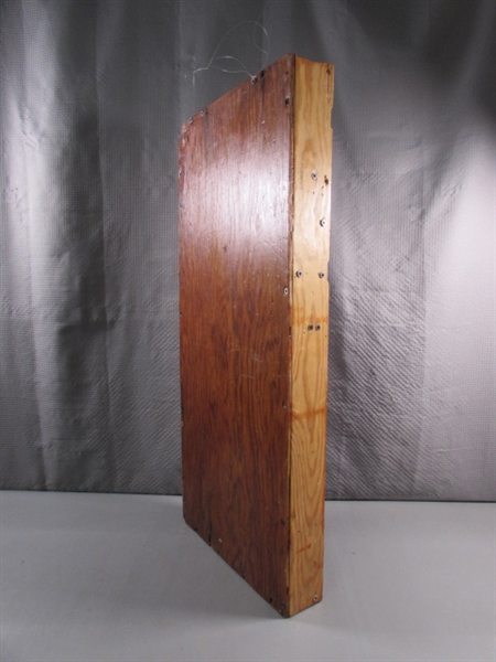 RUSTIC WOODEN SHELF & HORSESHOE COAT RACK