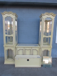 4-PIECE "STANLEY FURNITURE" VINTAGE STYLE DISPLAY CABINET