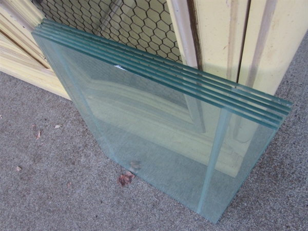 4-PIECE STANLEY FURNITURE VINTAGE STYLE DISPLAY CABINET