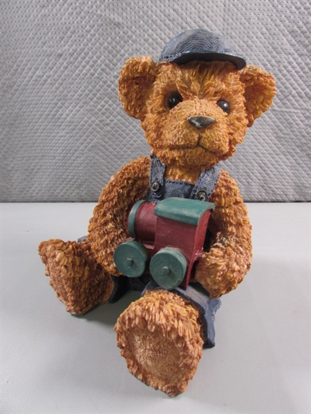 RESIN SITTING BOY & GIRL TEDDY BEAR BANKS