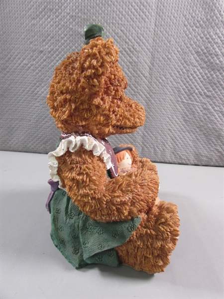 RESIN SITTING BOY & GIRL TEDDY BEAR BANKS