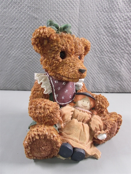 RESIN SITTING BOY & GIRL TEDDY BEAR BANKS
