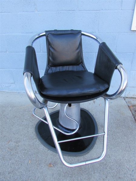 HYDRAULIC SALON CHAIR